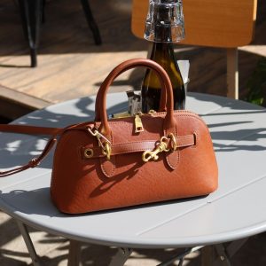 Rebecca S Camel